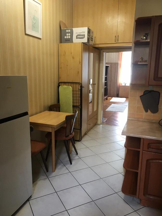 Cozy Flat At Stadionok M Station Budapest Extérieur photo